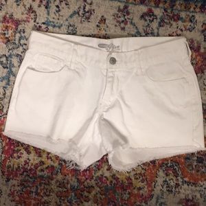 Old Navy Bright White Cut Off 3” Diva Shorts